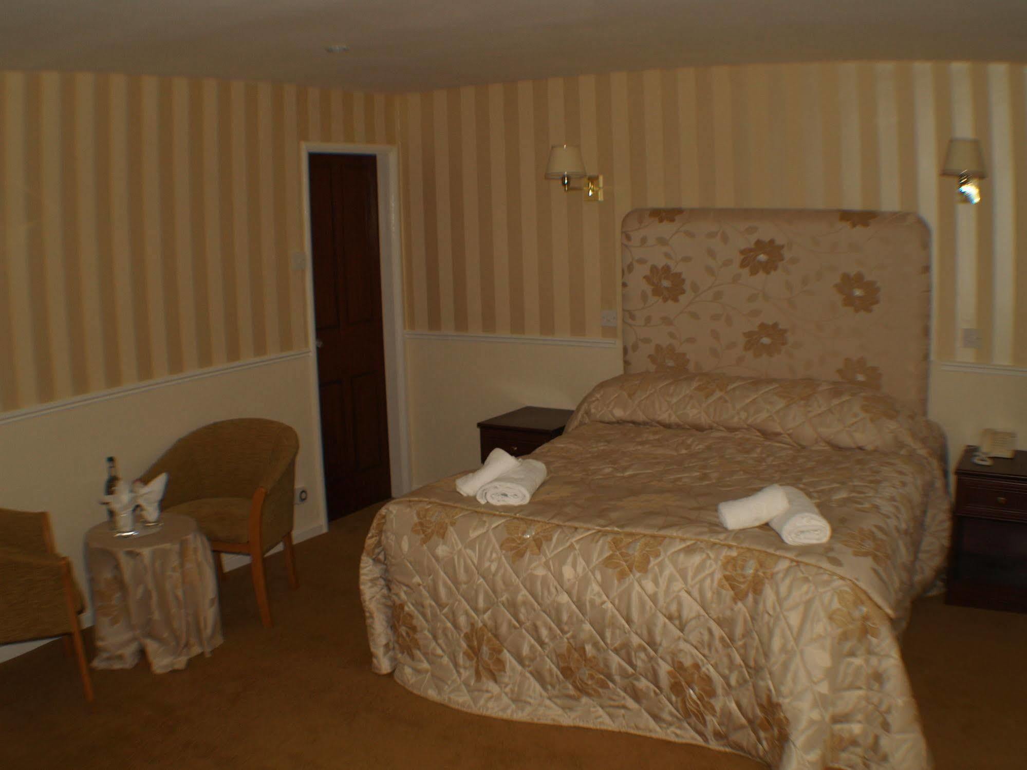 Normanhurst Hotel Sale Extérieur photo